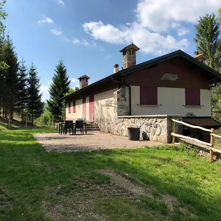 Le Petit Vent Bed & Breakfast *