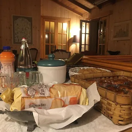 Le Petit Vent Bed & Breakfast Sormano