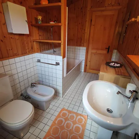 Le Petit Vent 度假居 Sormano